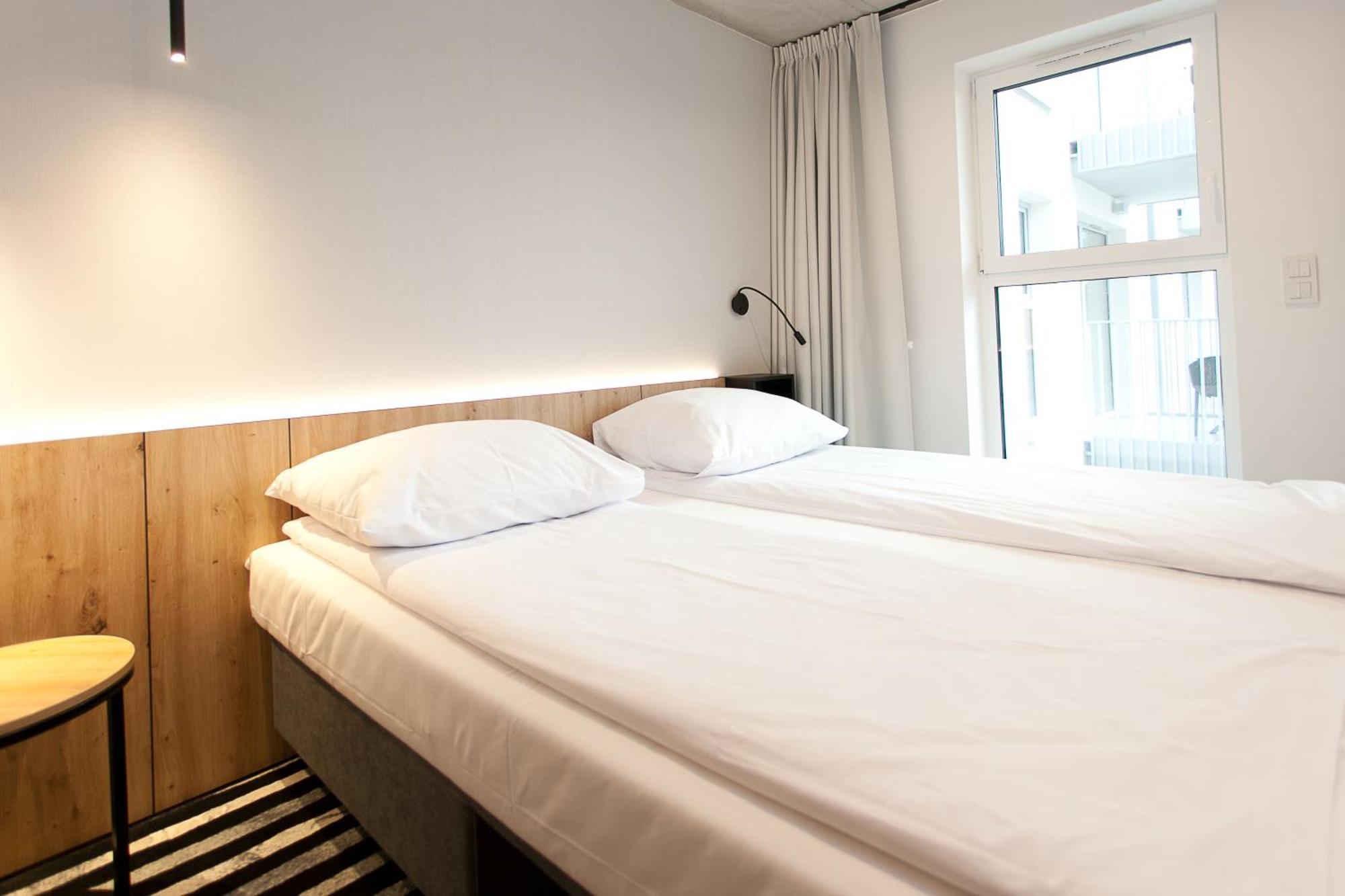420 Port Basen & Jacuzzi Apartament *