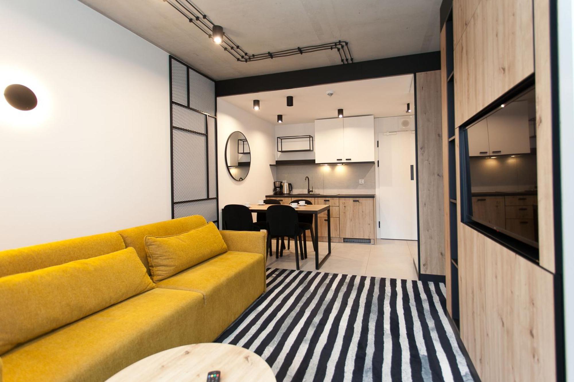 420 Port Basen & Jacuzzi Apartament *